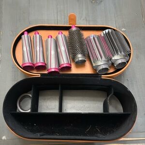 Dyson Airwrap - ATTACHMENTS ONLY